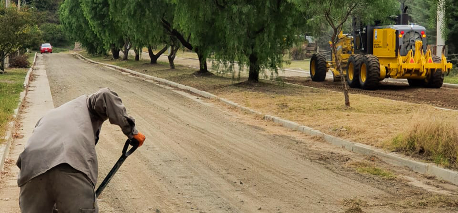 En este momento estás viendo Trabajos de mejoramiento urbano en Santa Rosa de Calamuchita