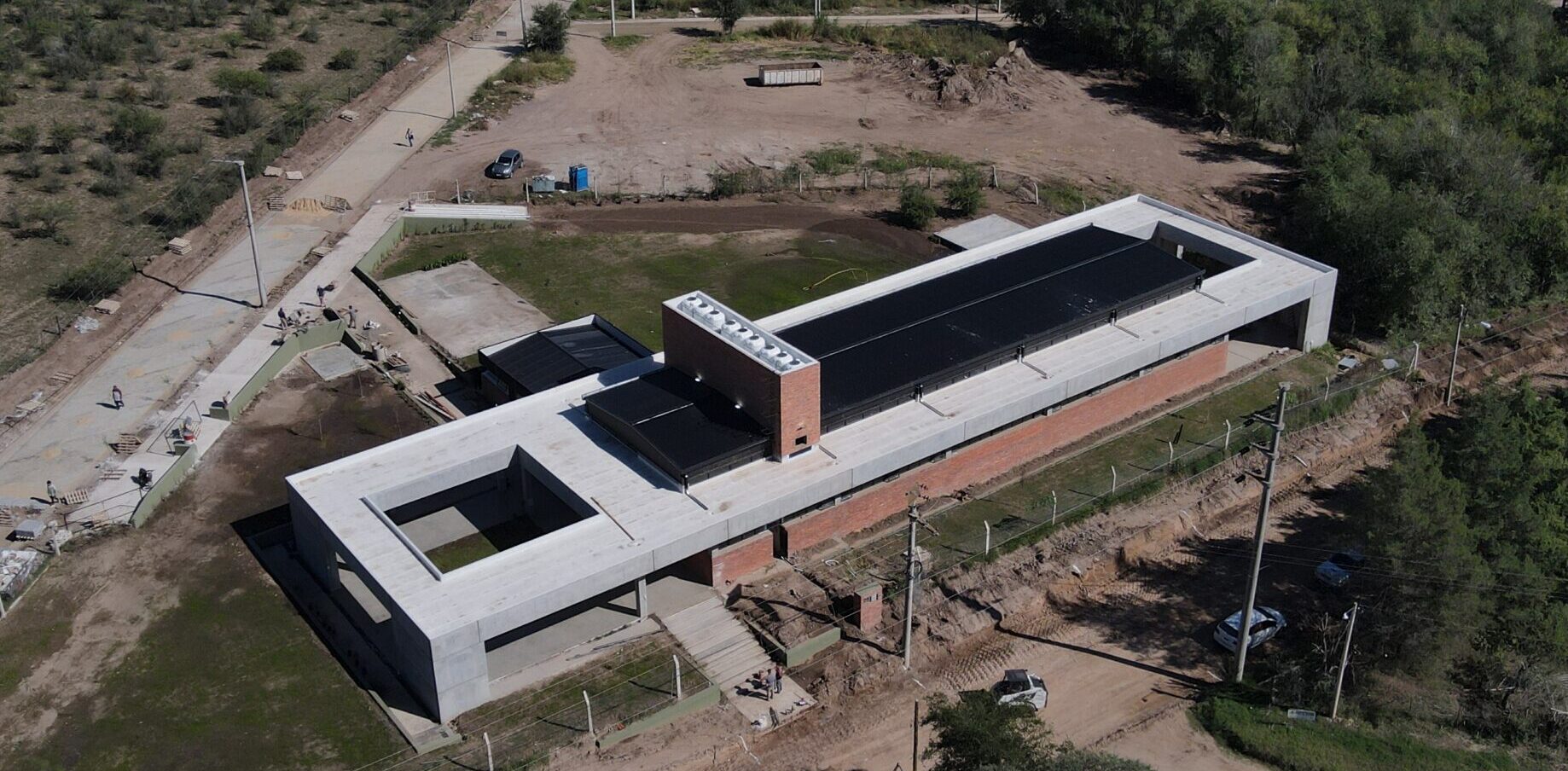 En este momento estás viendo La escuela secundaria Mercedes Prado resultó finalista regional en la Bienal de Arquitectura de Obra Construida